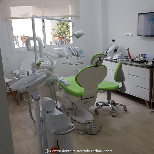 images centre dentaire Berrada Fatima-Zahra